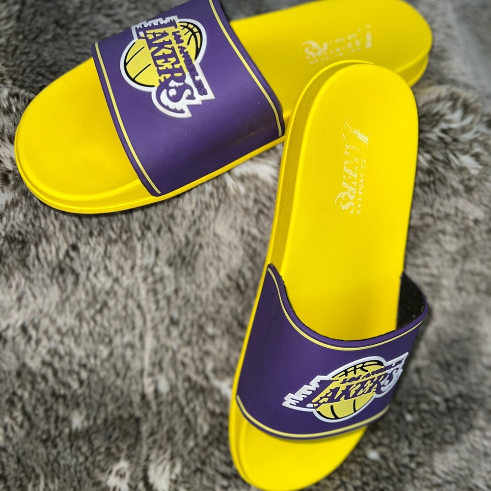 Lakers slides